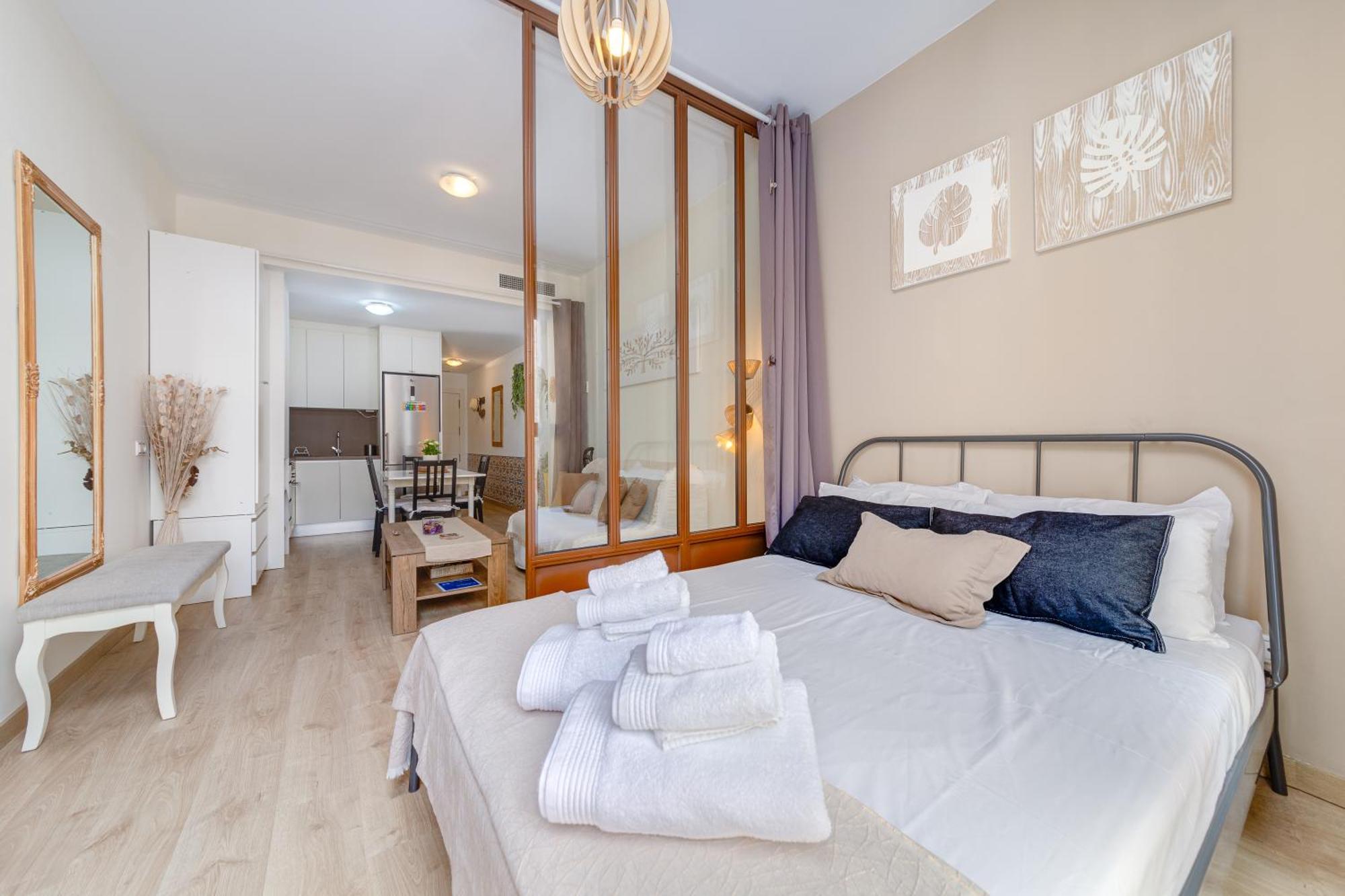 Hb Apartments - Apartamento Alicante Rambla Mercado Central Playa - El Loft Del Barrio Extérieur photo
