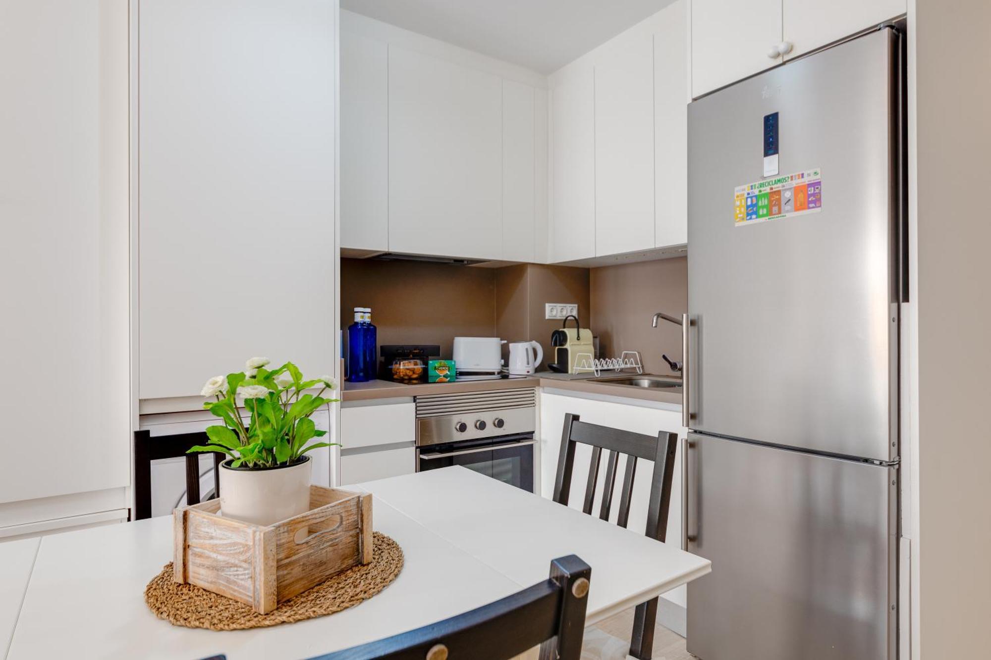 Hb Apartments - Apartamento Alicante Rambla Mercado Central Playa - El Loft Del Barrio Extérieur photo